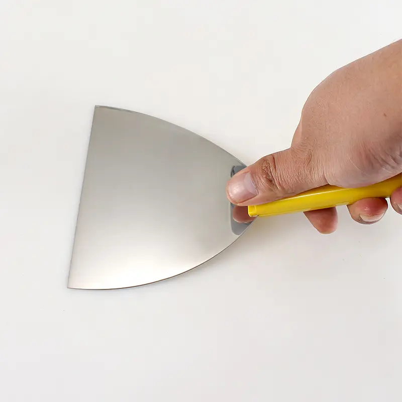 6 inch Yellow plastic handle putty knife